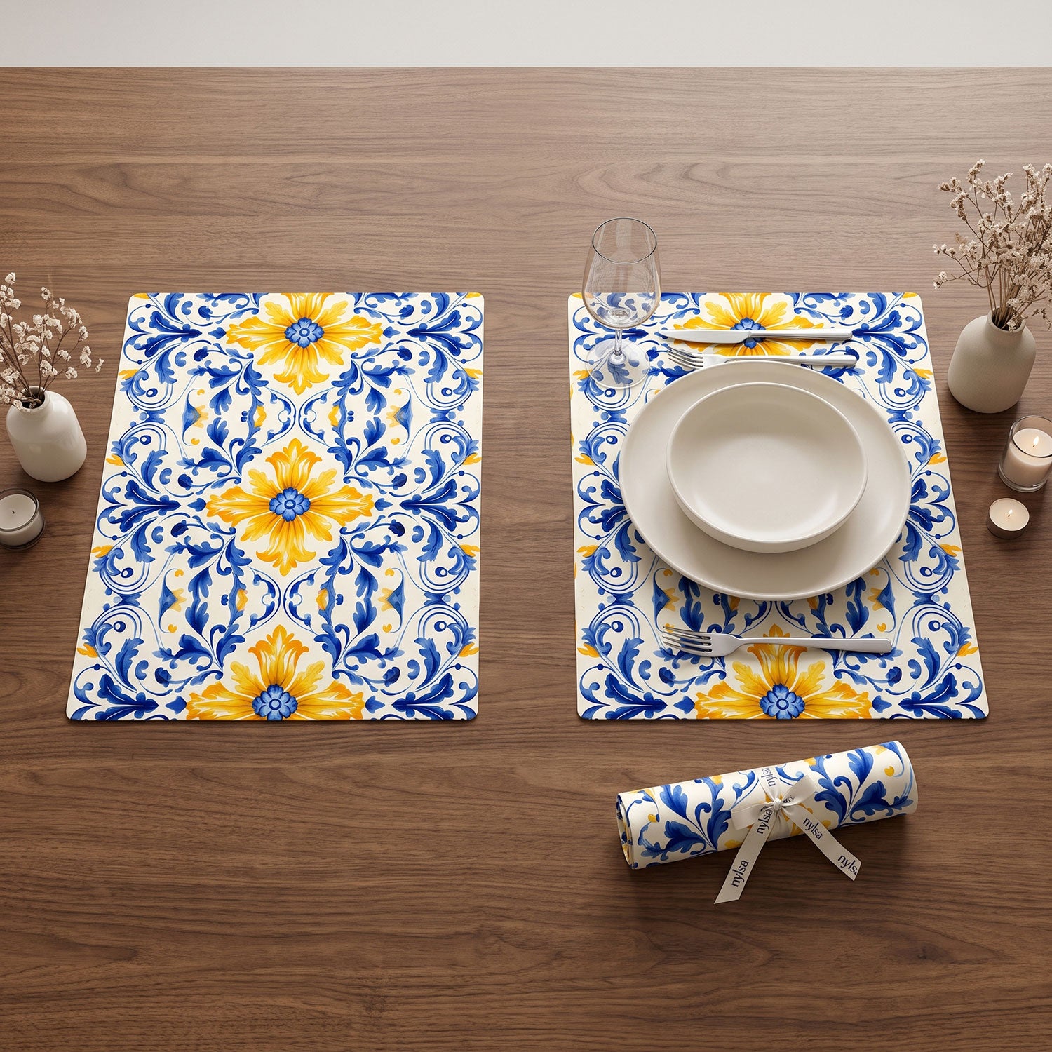 Capri dining table mats and placemats by Nylsa