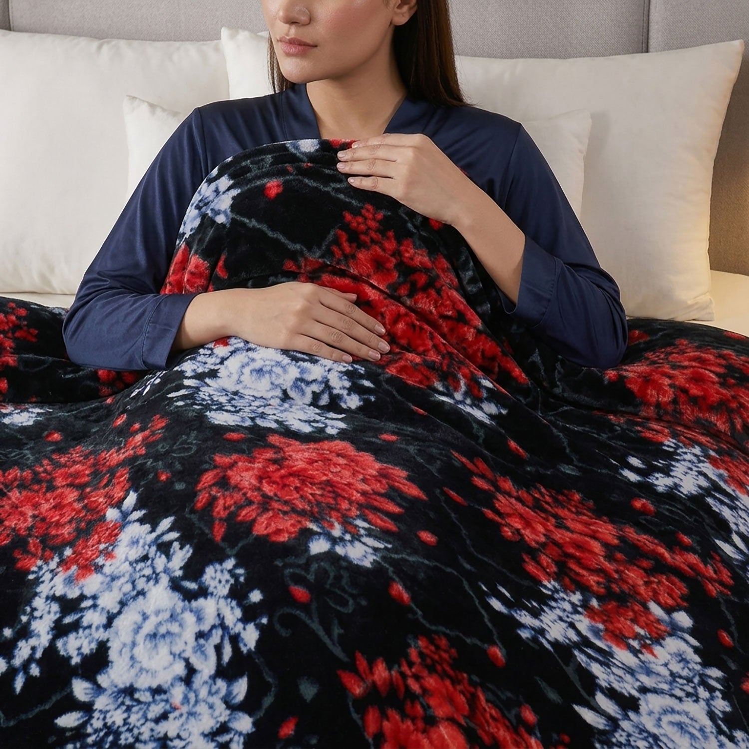 Rosella fleece blanket by Nylsa