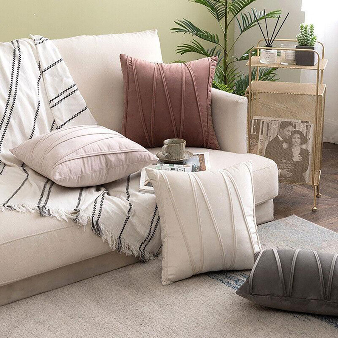 Contour Pintuck velvet cushion covers set of 4 by Nylsa